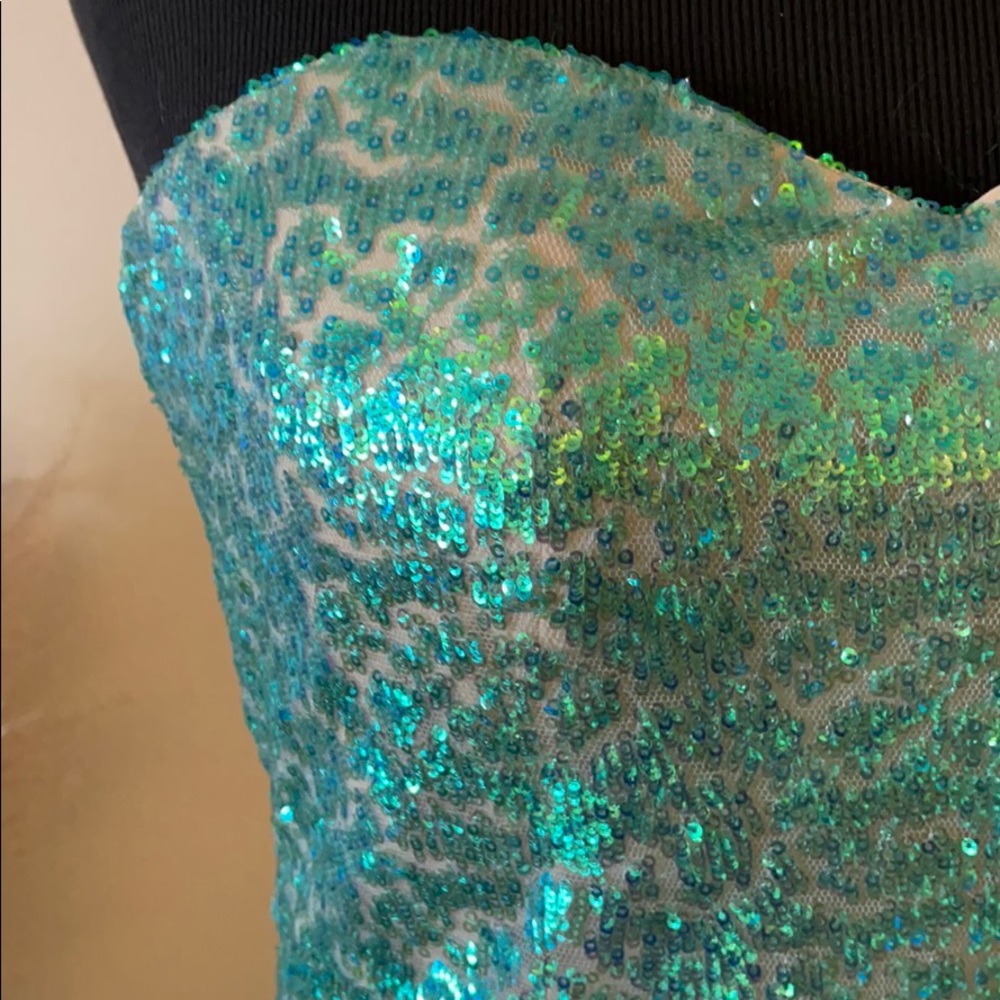 NWT La Femme mermaid strapless Dress Size 4 - Picture 5 of 16